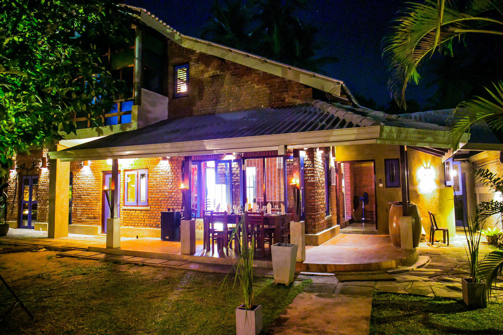 Pavana Hotel Negombo Exteriör bild